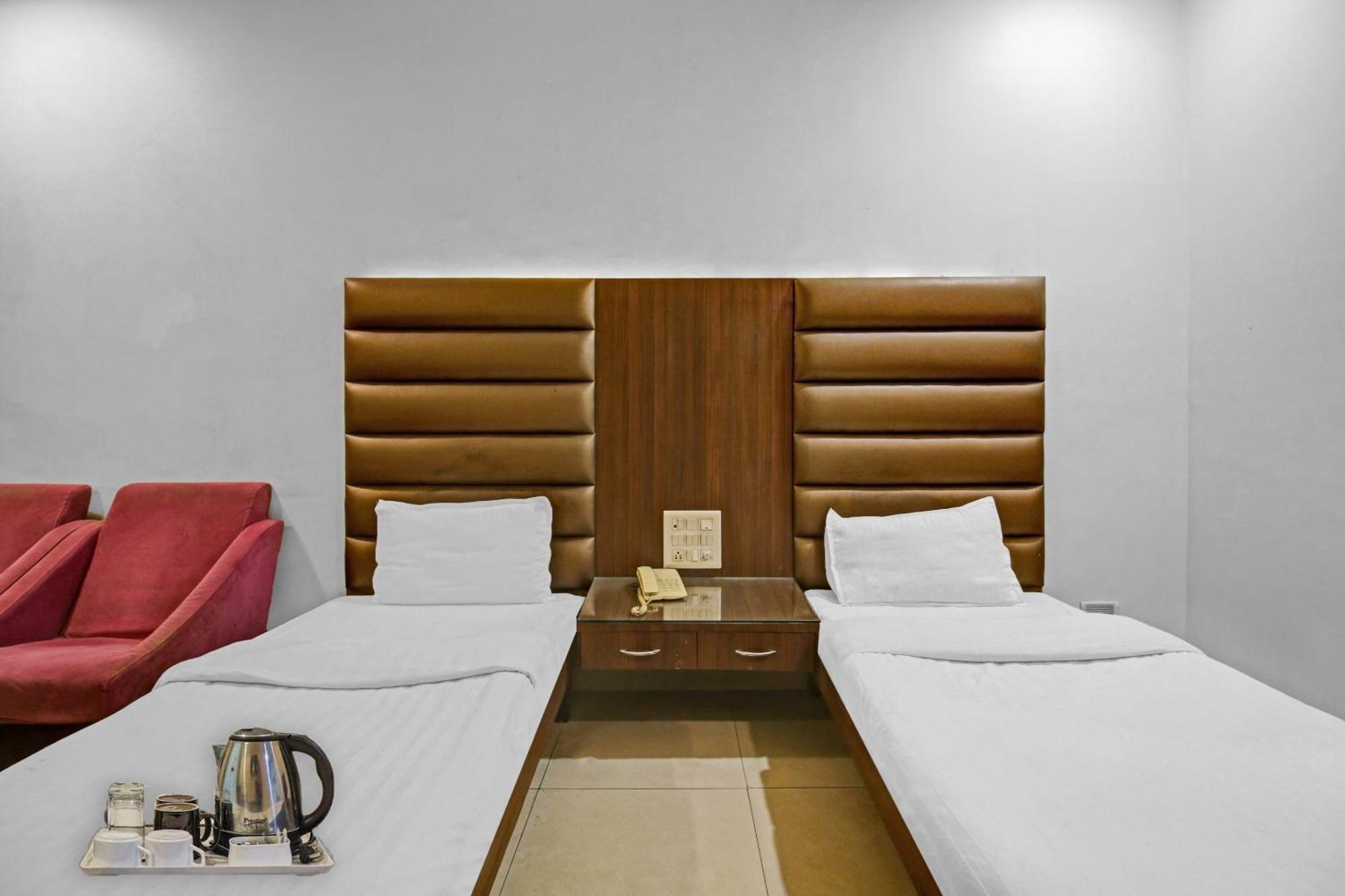 Collection O Surya Hotel Bhopal Luaran gambar